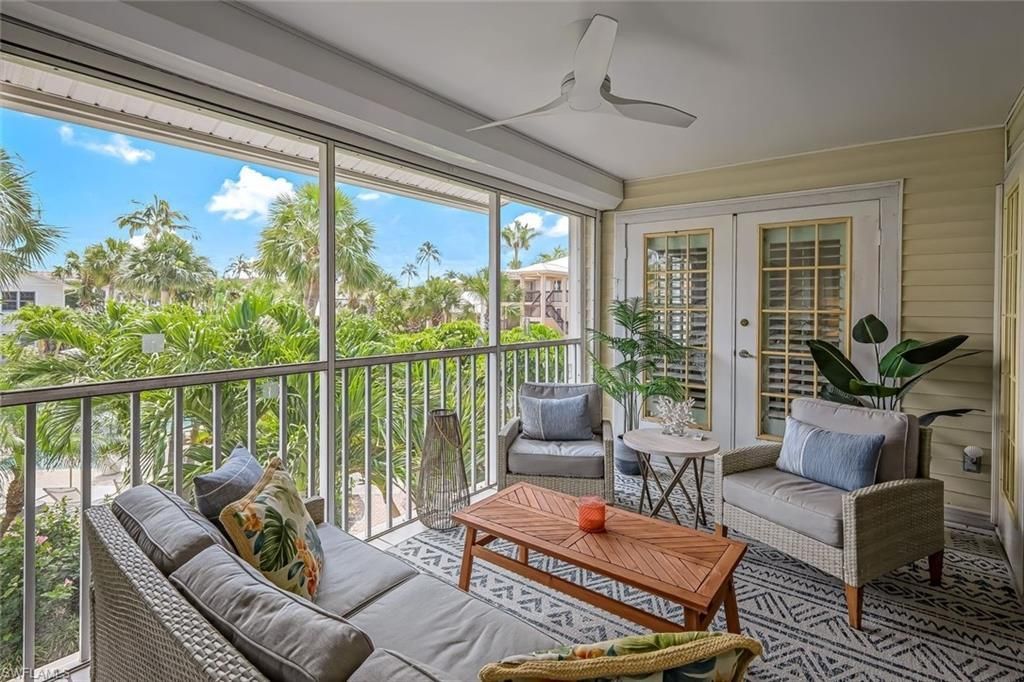 433 2nd St S, Unit B-202, Naples, FL 34102 Photo