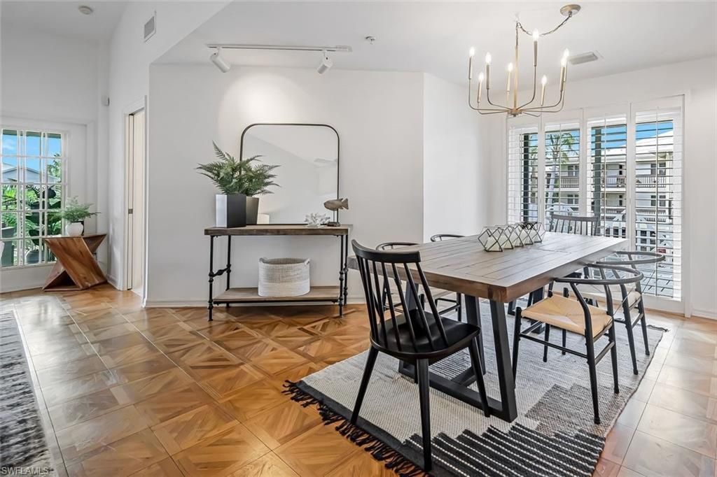 433 2nd St S, Unit B-202, Naples, FL 34102 Photo