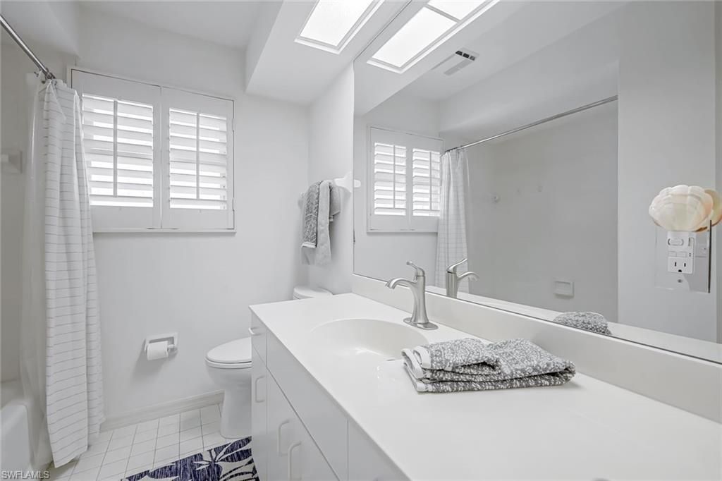 433 2nd St S, Unit B-202, Naples, FL 34102 Photo