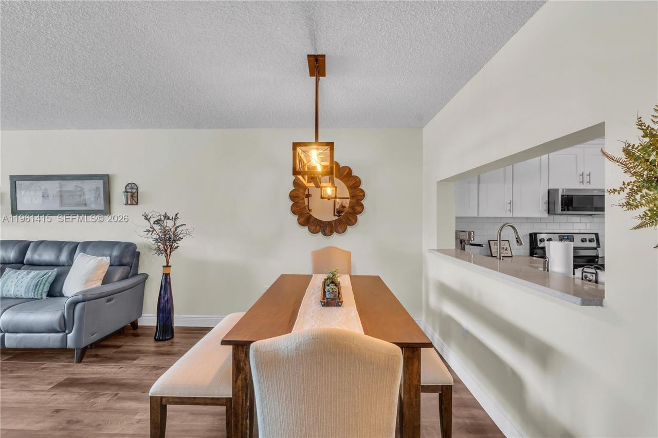 7406 N Devon Dr, Unit 108, Tamarac, FL 33321 Photo