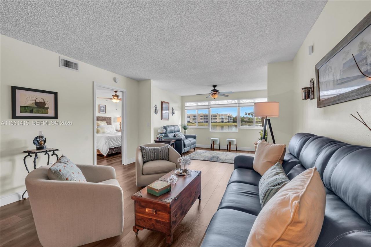 7406 N Devon Dr, Unit 108, Tamarac, FL 33321 Photo