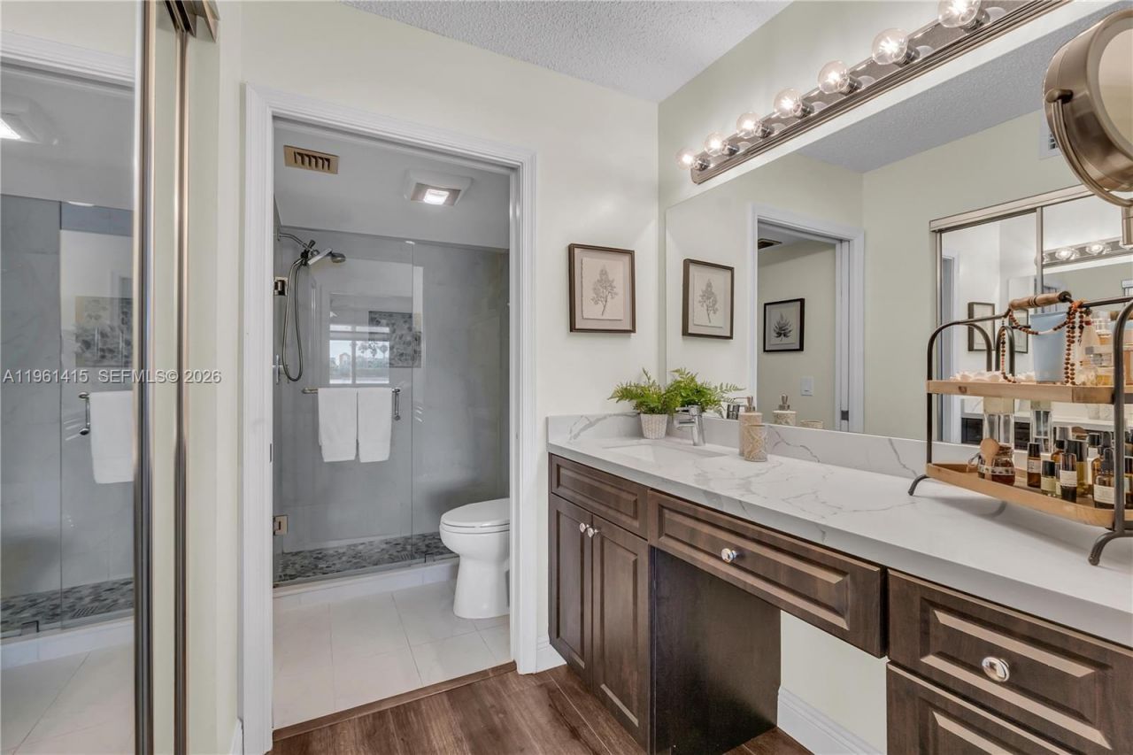 7406 N Devon Dr, Unit 108, Tamarac, FL 33321 Photo