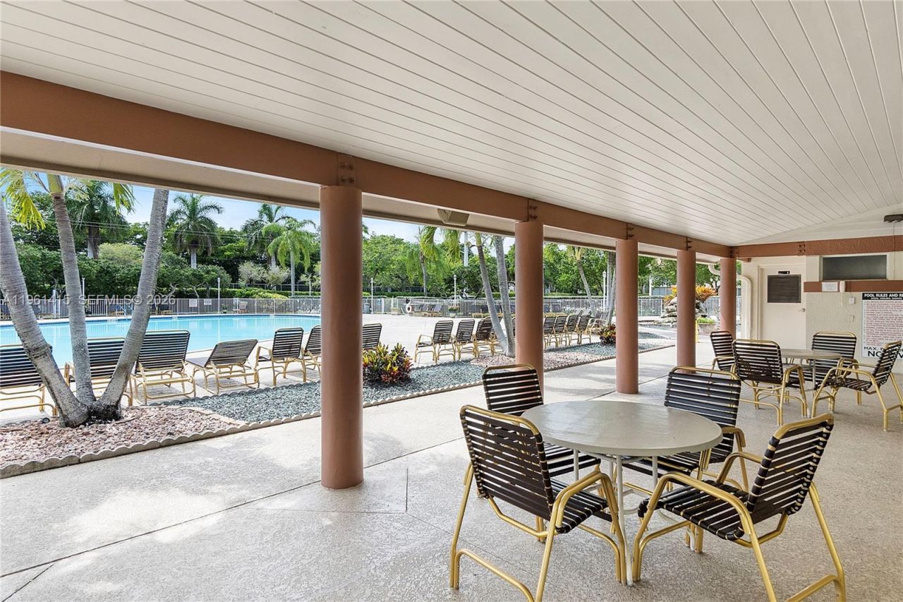 7406 N Devon Dr, Unit 108, Tamarac, FL 33321 Photo