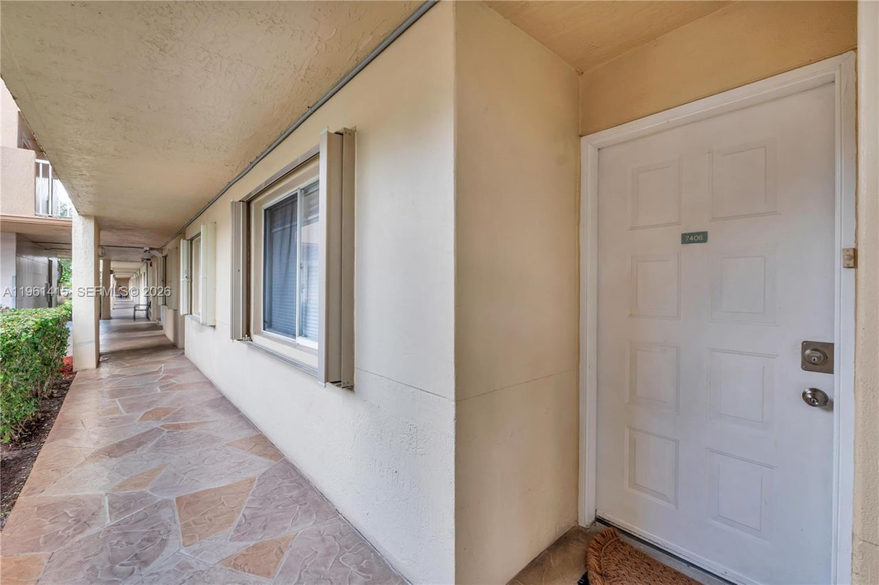 7406 N Devon Dr, Unit 108, Tamarac, FL 33321 Photo