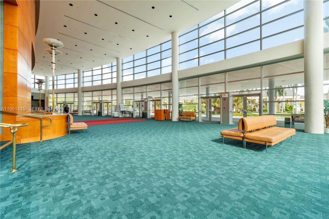 7406 N Devon Dr, Unit 108, Tamarac, FL 33321 Photo