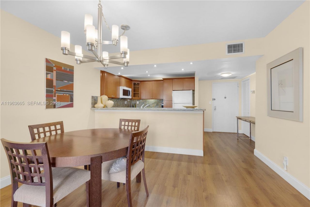 500 Three Islands Blvd , Unit 221, Hallandale Beach, FL 33009 Photo