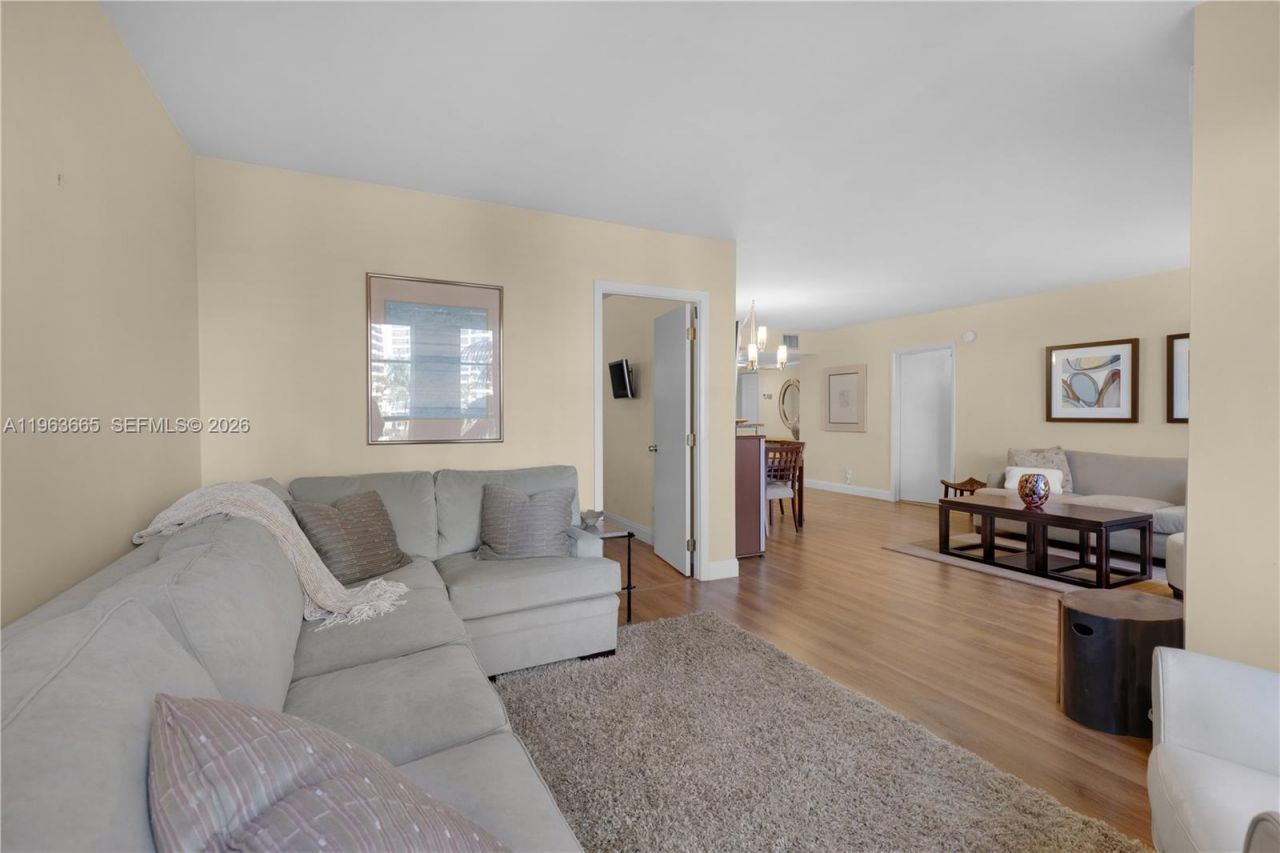 500 Three Islands Blvd , Unit 221, Hallandale Beach, FL 33009 Photo