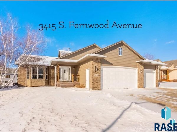 3415 S Fernwood Ave, Sioux Falls, SD 57110