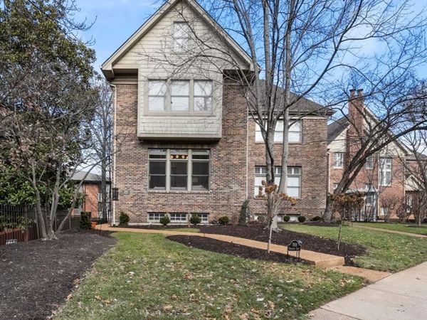 7909 Kingsbury Boulevard, Clayton, MO 63105