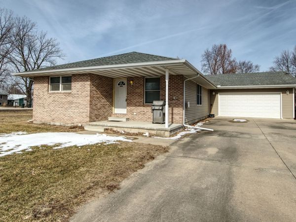 484 W 3rd Street, Braidwood, IL 60408