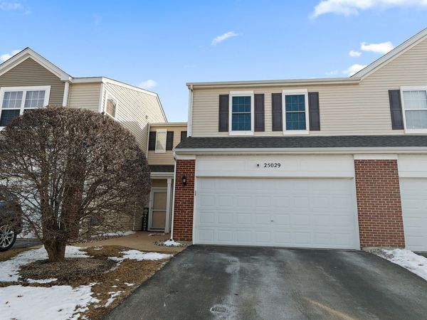 25029 Clare Circle, Manhattan, IL 60442