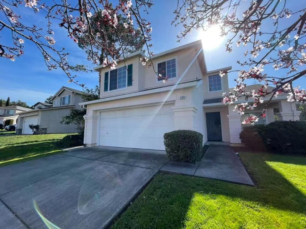 143 Carnival Court, Vallejo, CA 94589 Main Photo