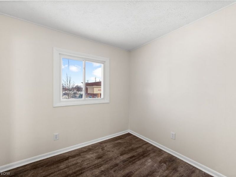 170 E 220th Street, Euclid, OH 44123 Photo 17