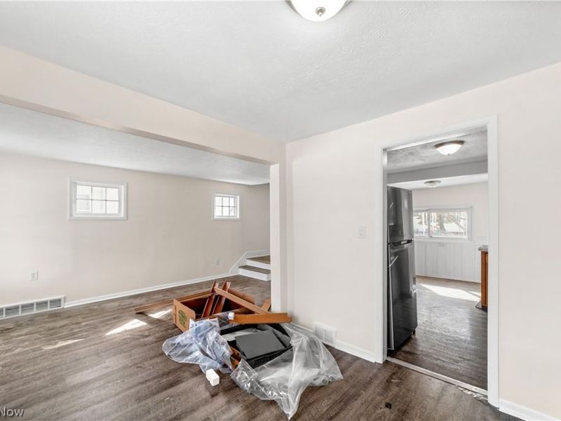 170 E 220th Street, Euclid, OH 44123 Photo 6