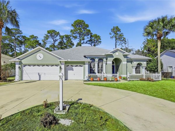 39 WOODHOLLOW LANE, PALM COAST, FL 32164