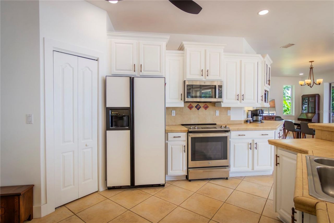 3656 Peace River Drive, Punta Gorda, FL 33983 Photo