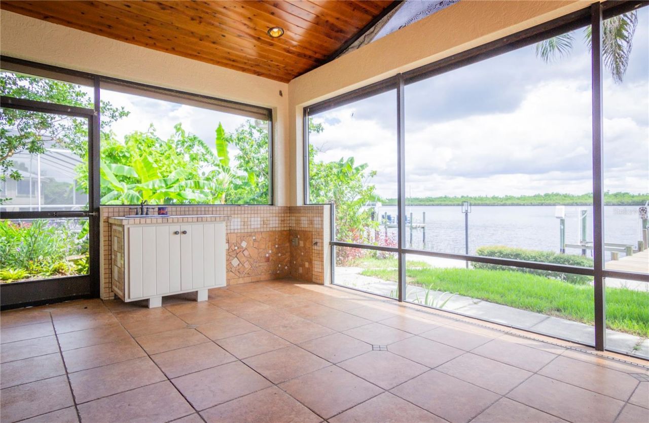 3656 Peace River Drive, Punta Gorda, FL 33983 Photo