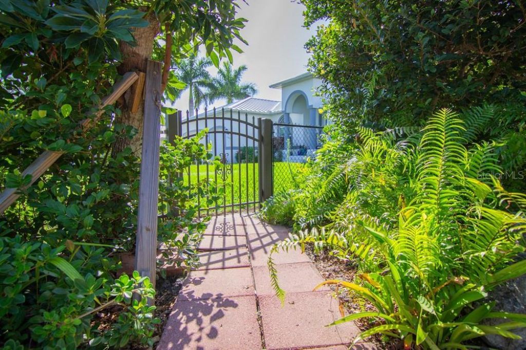 3656 Peace River Drive, Punta Gorda, FL 33983 Photo