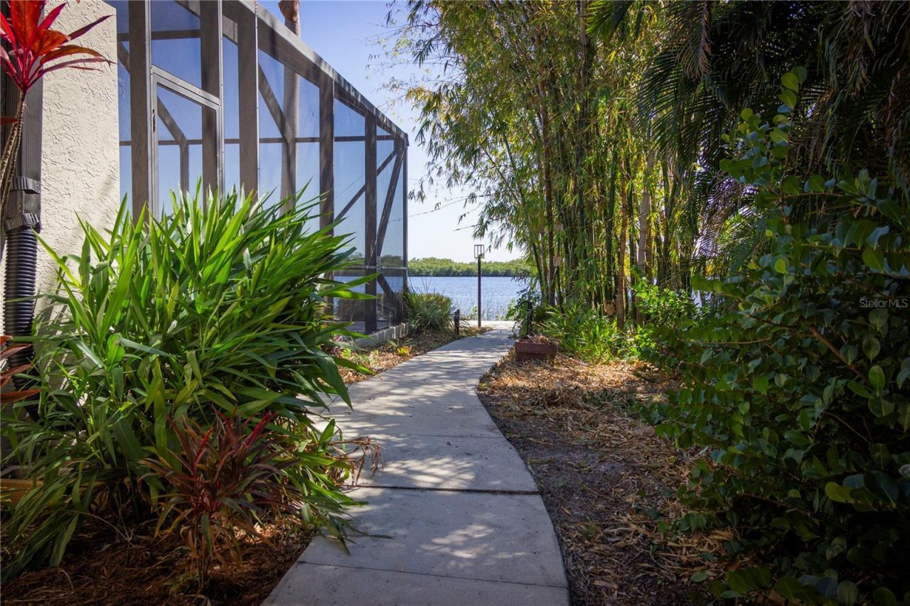 3656 Peace River Drive, Punta Gorda, FL 33983 Photo