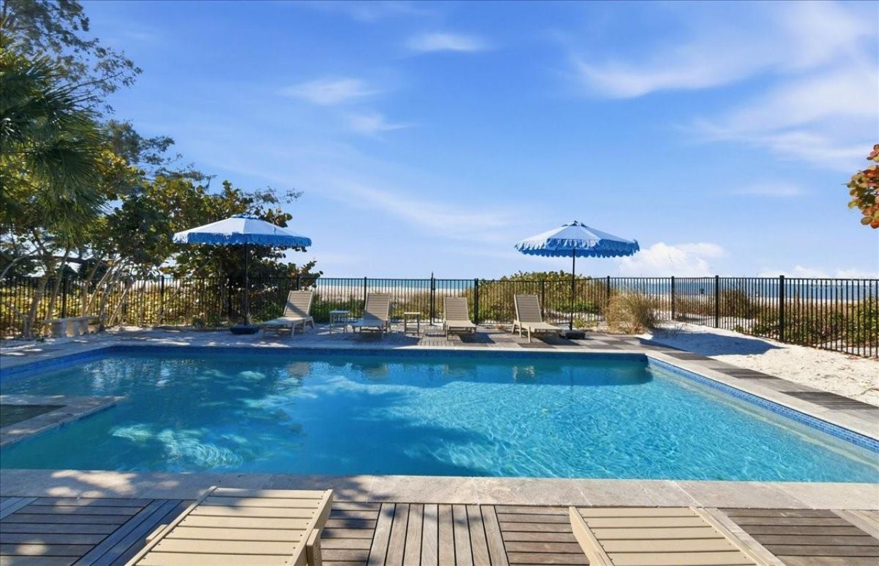 102 Tuna Street, Anna Maria, FL 34216 Photo