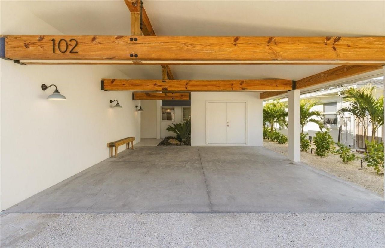 102 Tuna Street, Anna Maria, FL 34216 Photo