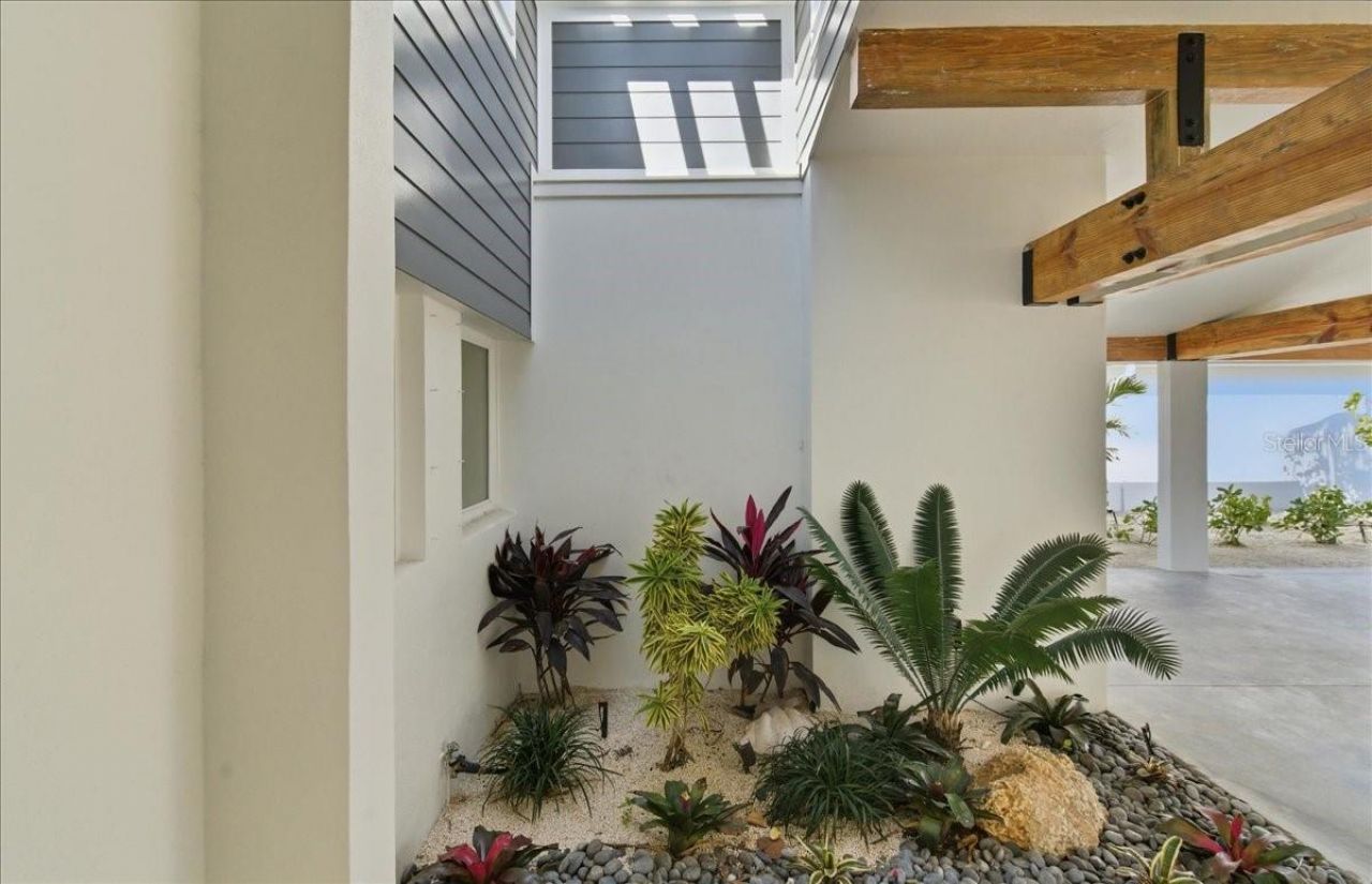 102 Tuna Street, Anna Maria, FL 34216 Photo