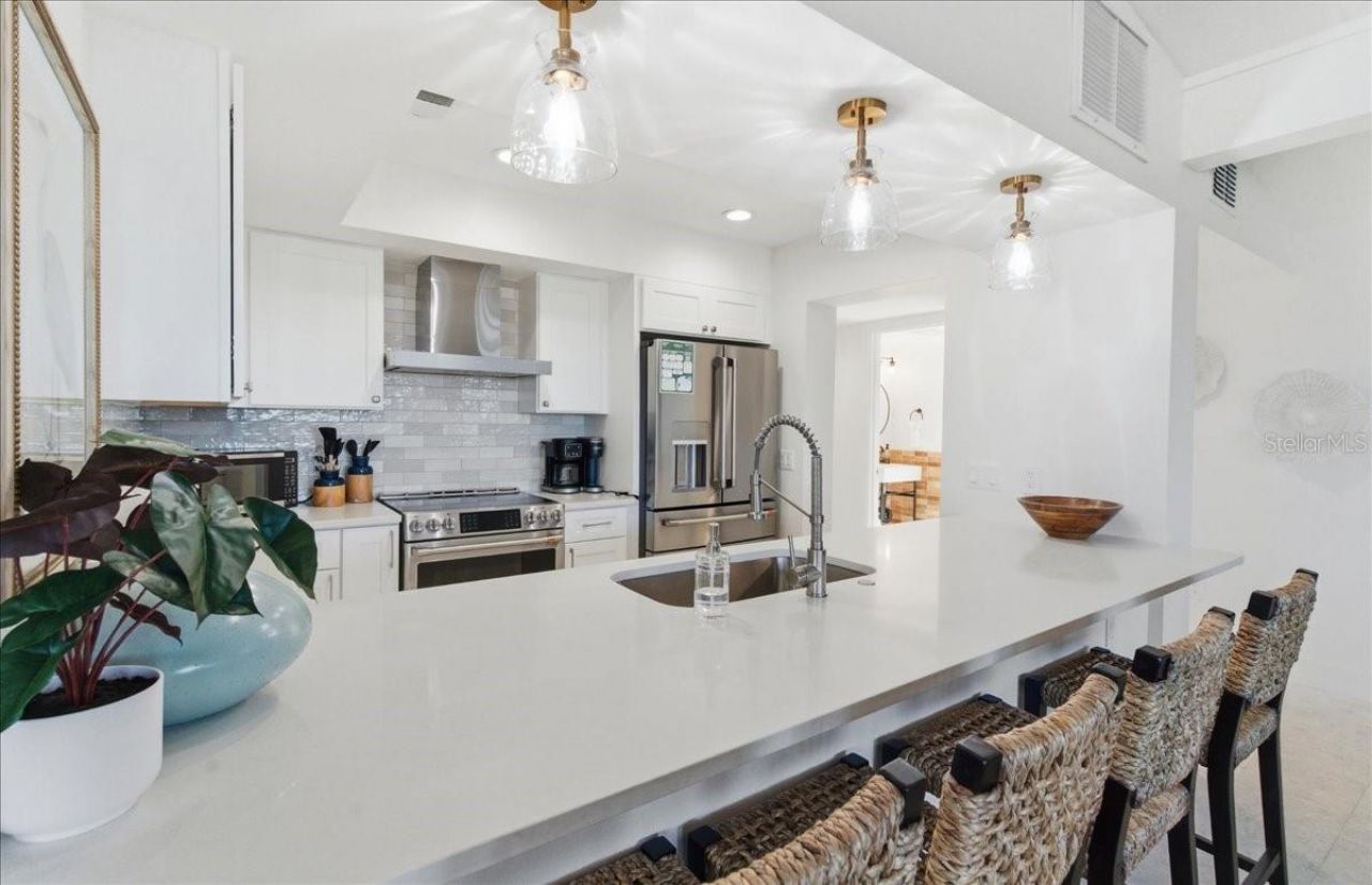 102 Tuna Street, Anna Maria, FL 34216 Photo