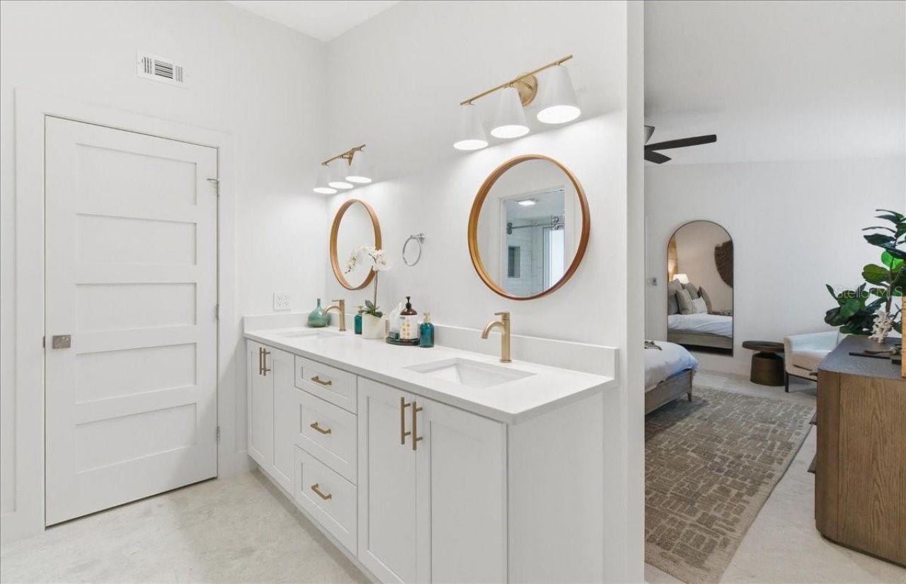 102 Tuna Street, Anna Maria, FL 34216 Photo