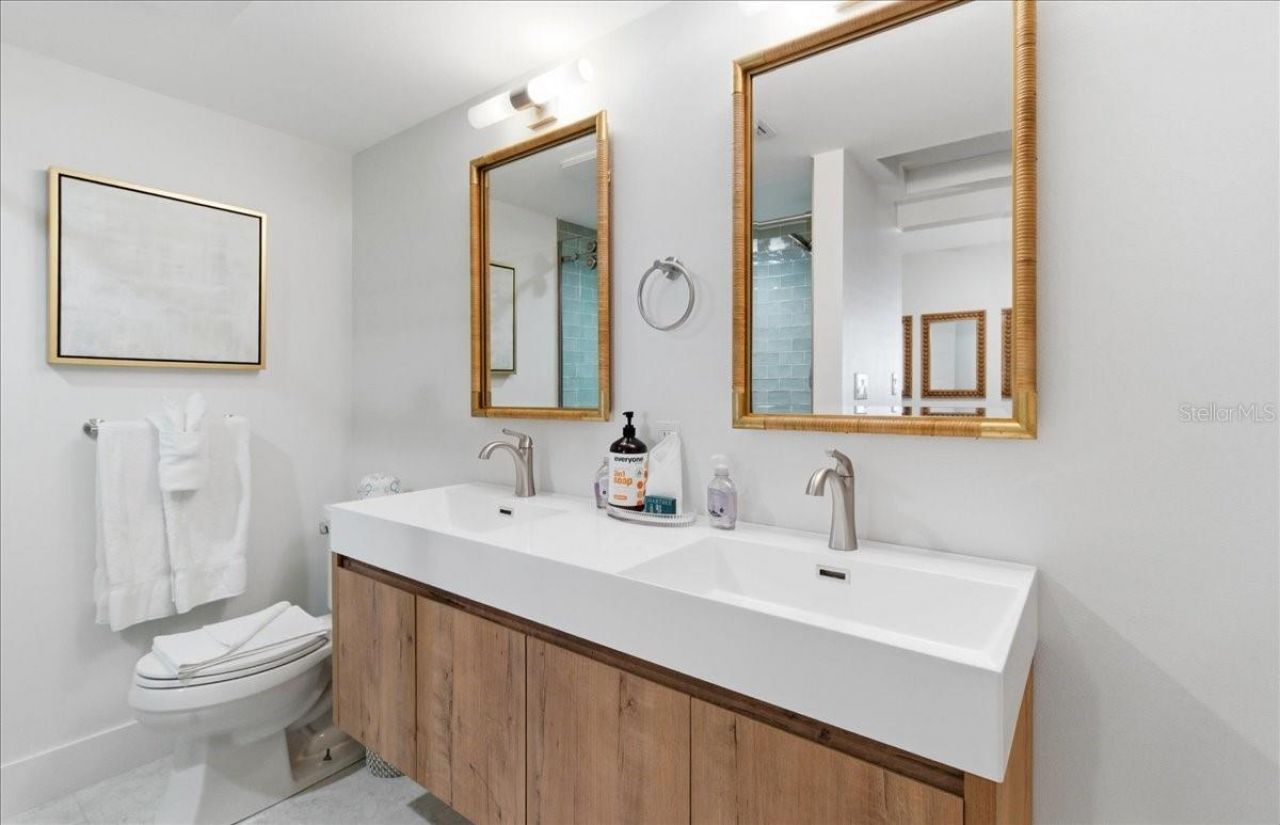 102 Tuna Street, Anna Maria, FL 34216 Photo