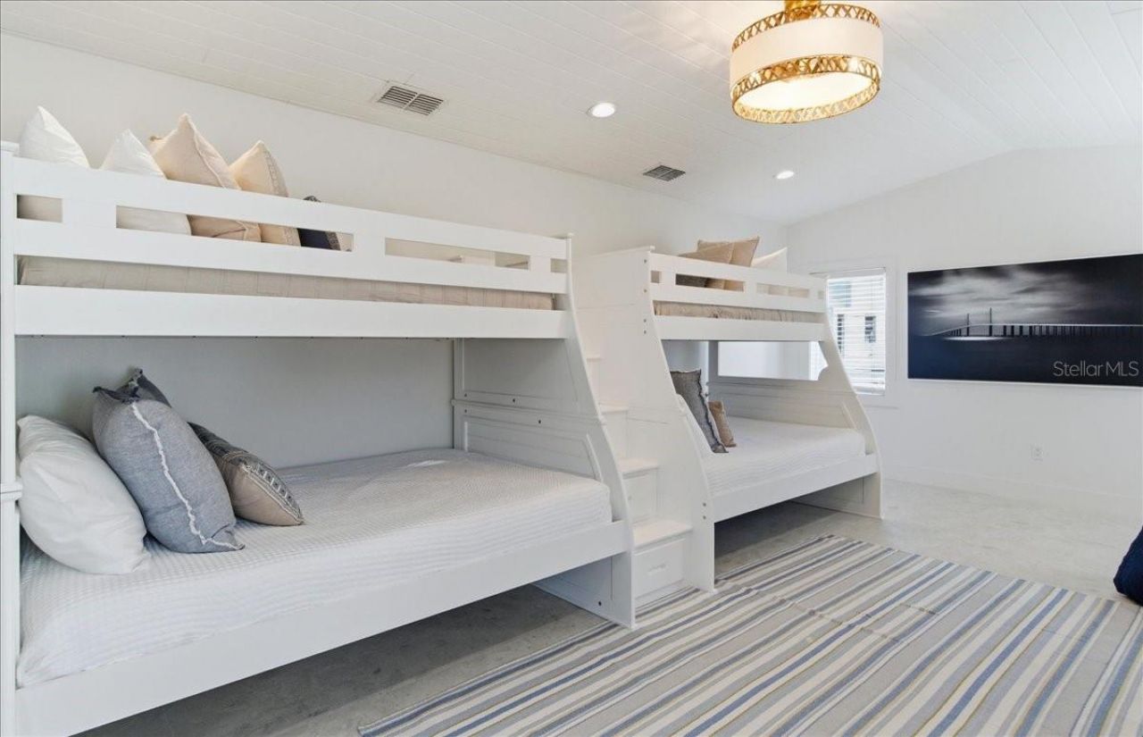 102 Tuna Street, Anna Maria, FL 34216 Photo