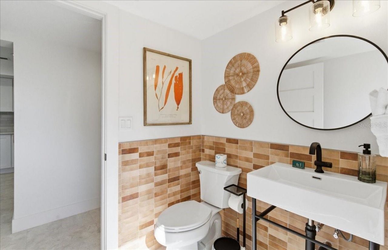 102 Tuna Street, Anna Maria, FL 34216 Photo