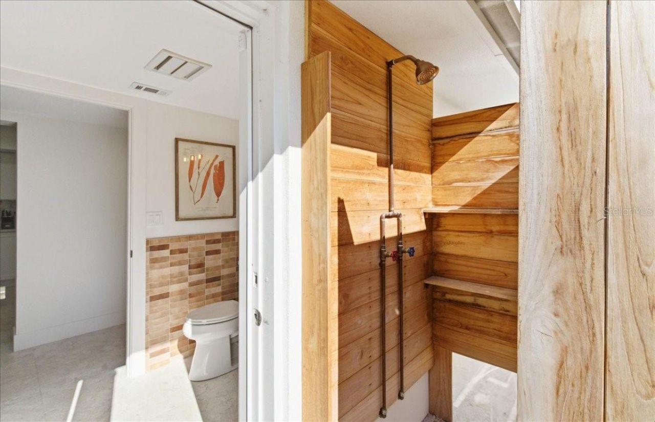 102 Tuna Street, Anna Maria, FL 34216 Photo