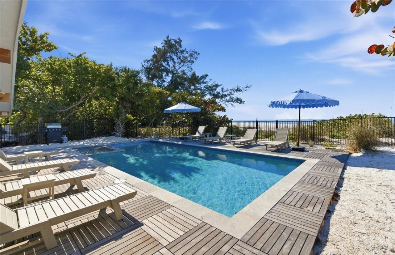 102 Tuna Street, Anna Maria, FL 34216 Photo