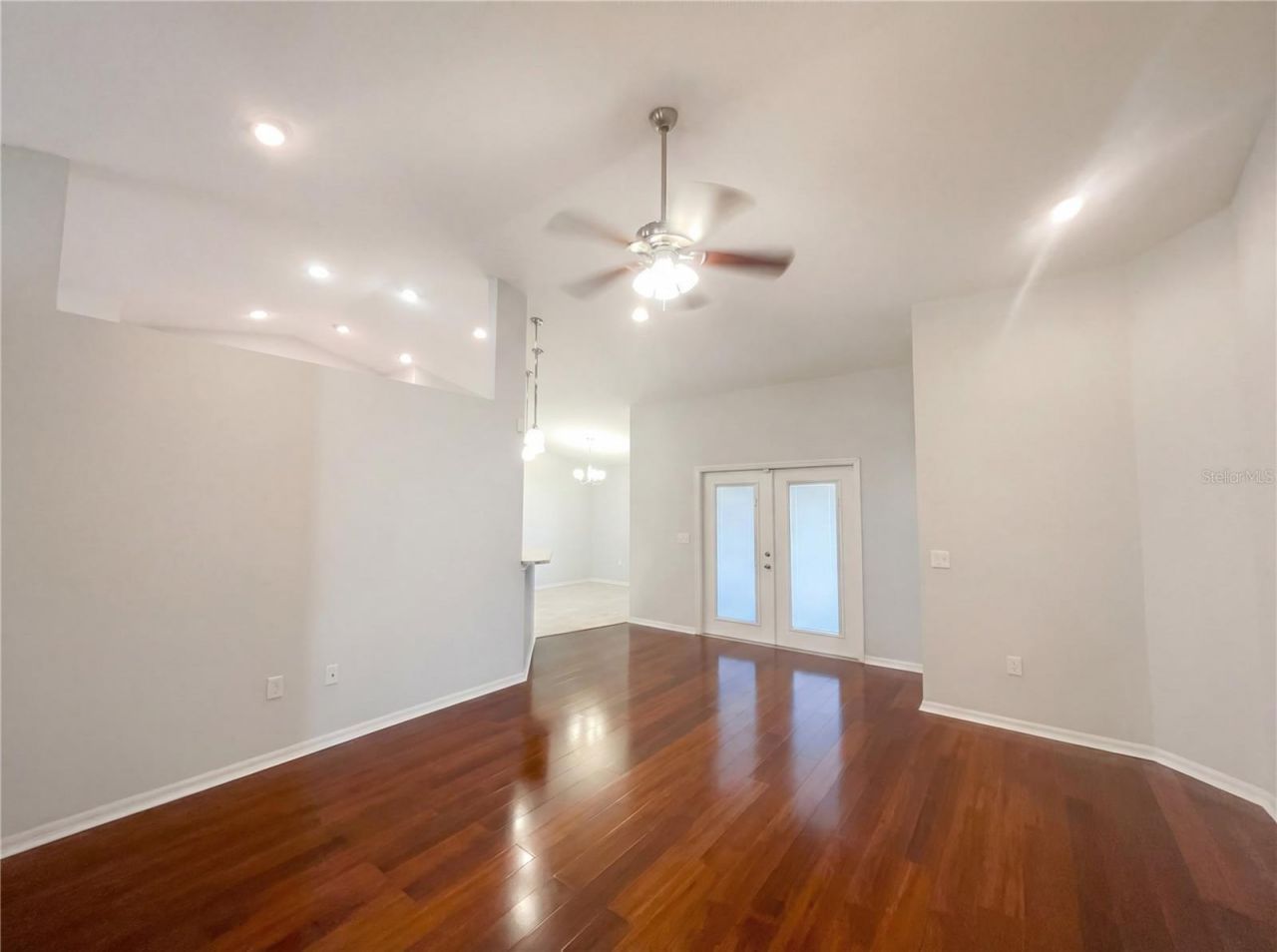 1553 Shorewood Drive, Auburndale, FL 33823 Photo