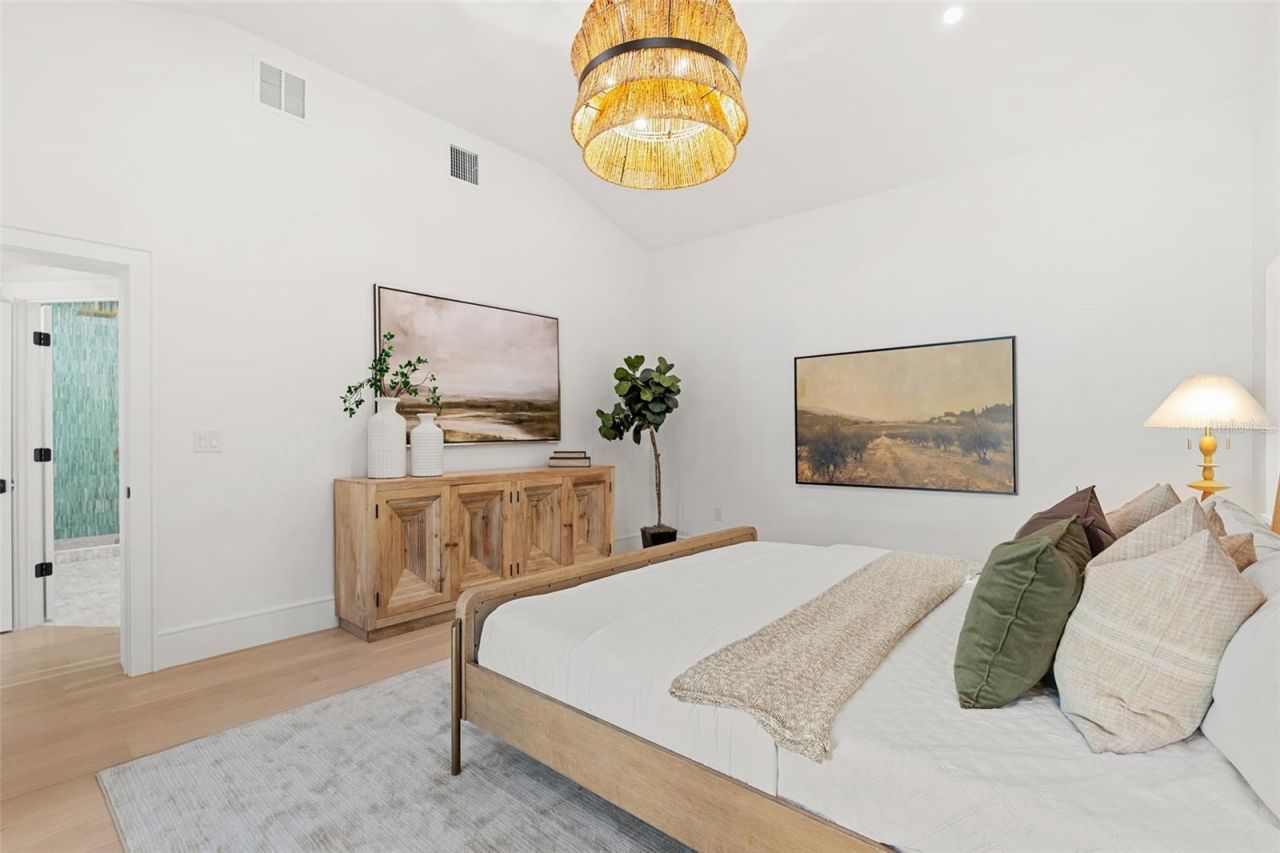 1834 Bougainvillea Street, Sarasota, FL 34239 Photo