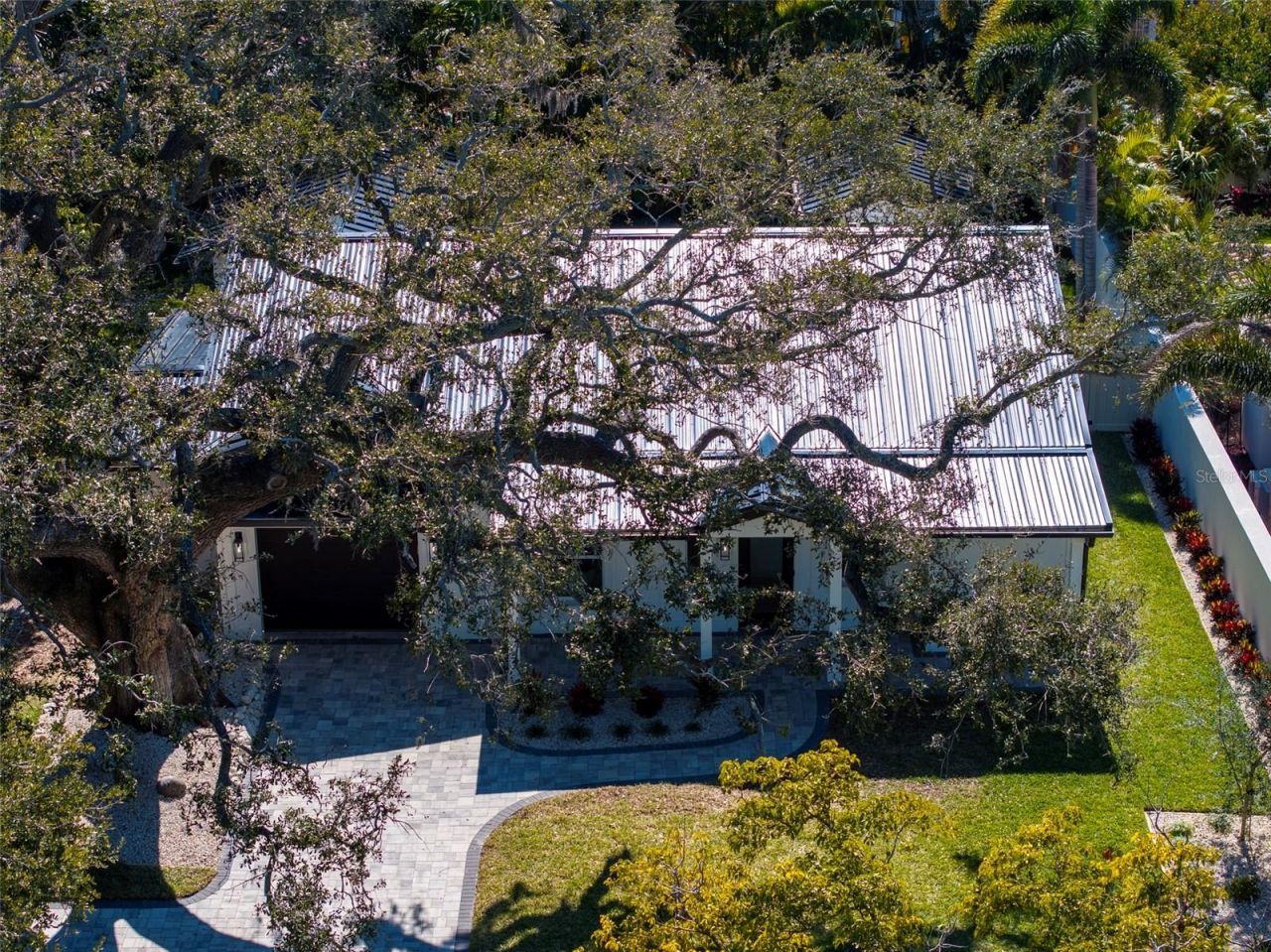 1834 Bougainvillea Street, Sarasota, FL 34239 Photo