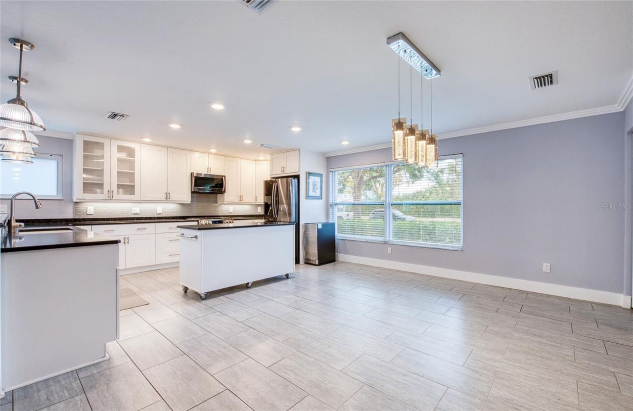 6408 7th Avenue N, Saint Petersburg, FL 33710 Photo