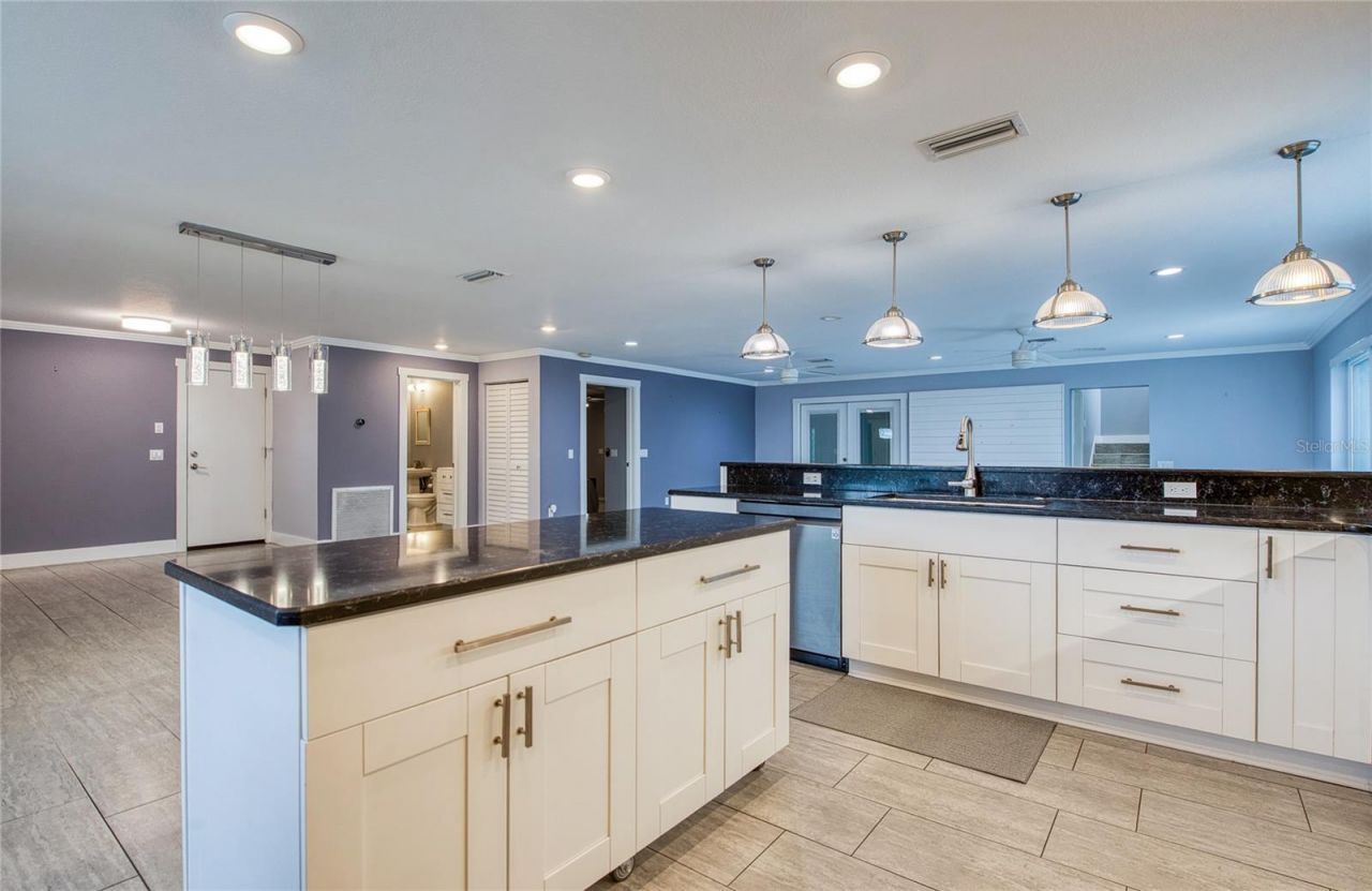 6408 7th Avenue N, Saint Petersburg, FL 33710 Photo