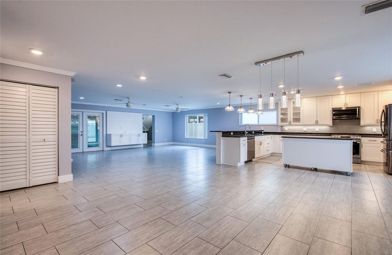 6408 7th Avenue N, Saint Petersburg, FL 33710 Photo