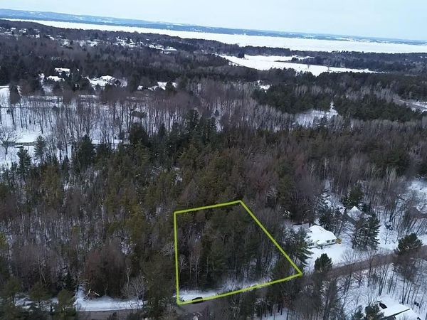 4715 Springbrook Drive, Williamsburg, MI 00000