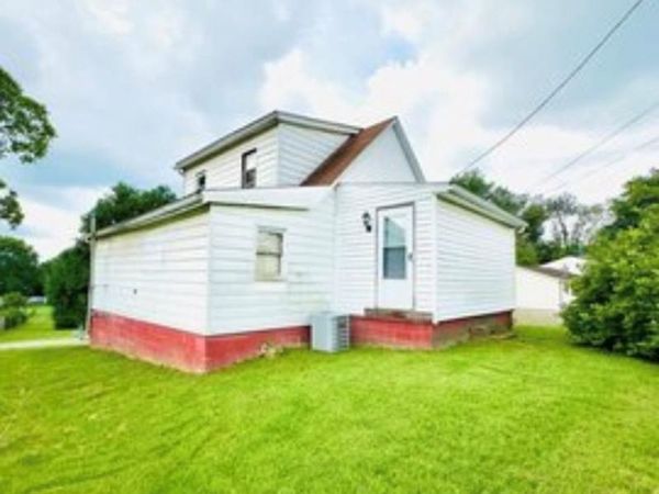 826 MEADOW DR, New Martinsville, WV 26155