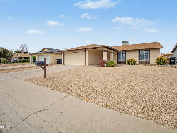 4214 N 101ST Avenue, Phoenix, AZ 85037