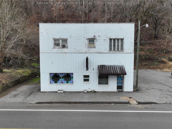739 Old Logan Road, Logan, WV 25601