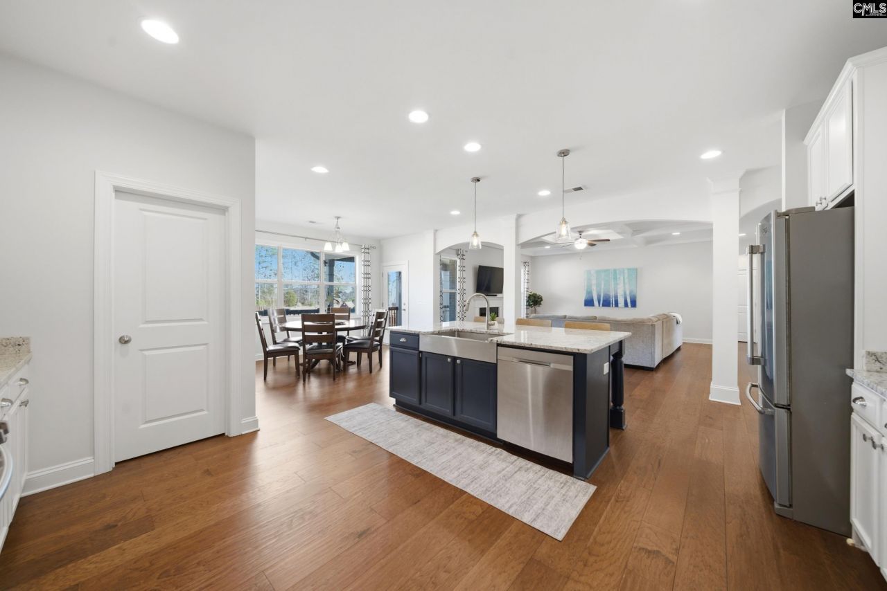 532 Radnor Hunt Court Photo 14