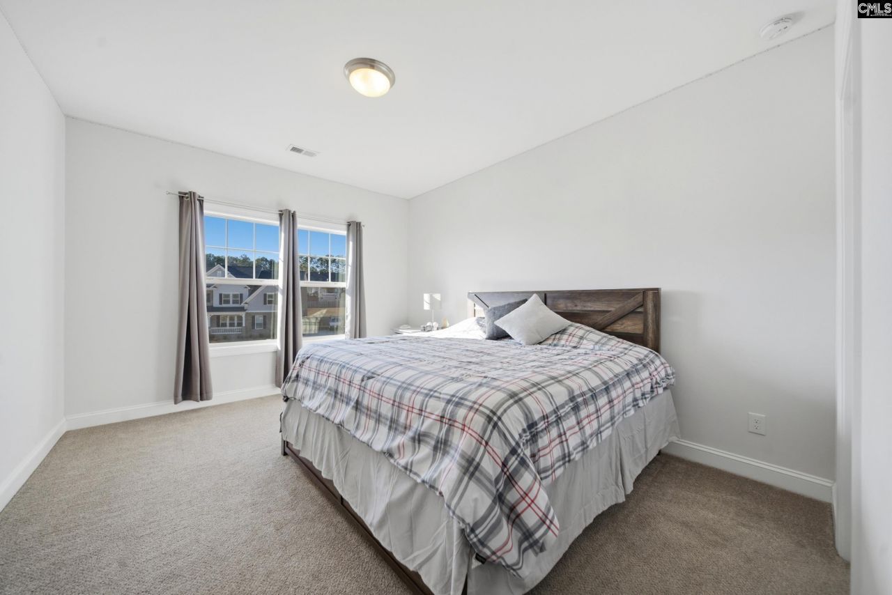 532 Radnor Hunt Court Photo 24