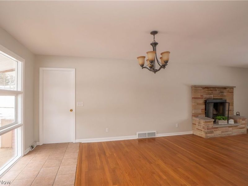 8541 E Wadora Circle NW, North Canton, OH 44720 Photo 6