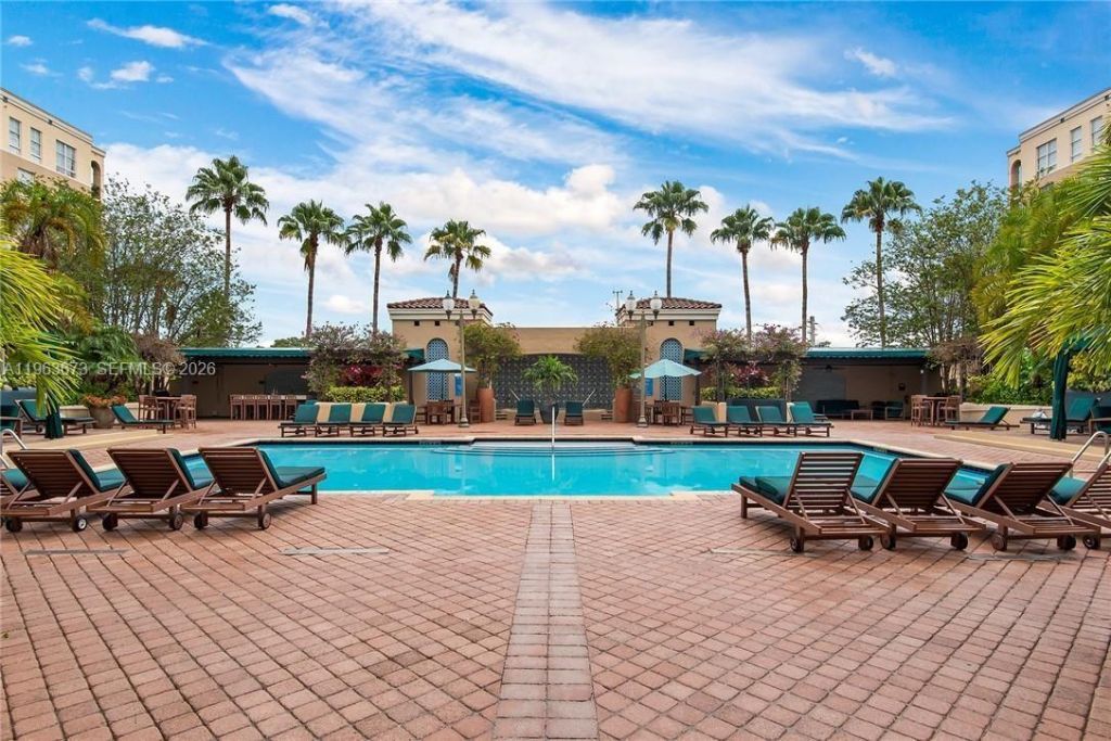 520 SE 5th Ave , Unit 3705, Fort Lauderdale, FL 33301 Photo