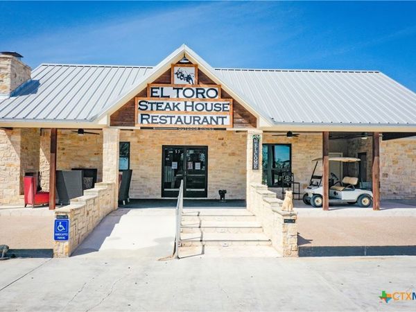 4232 FM 234 , Edna, TX 77957
