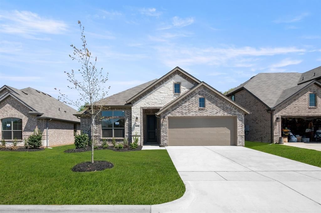 1132 Avery Road, Granbury, TX 76049 Main Photo