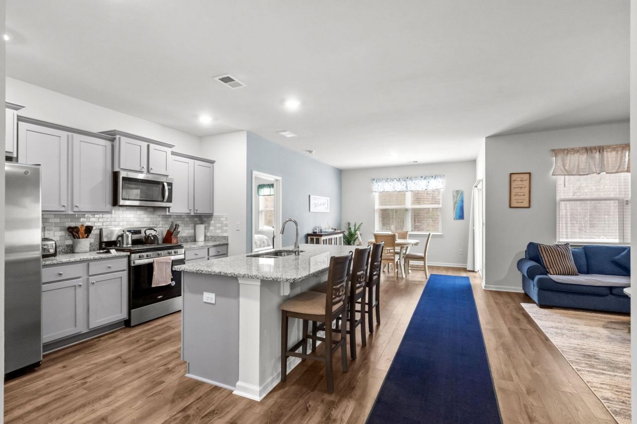 320 Emery Oak Dr.  Photo 10